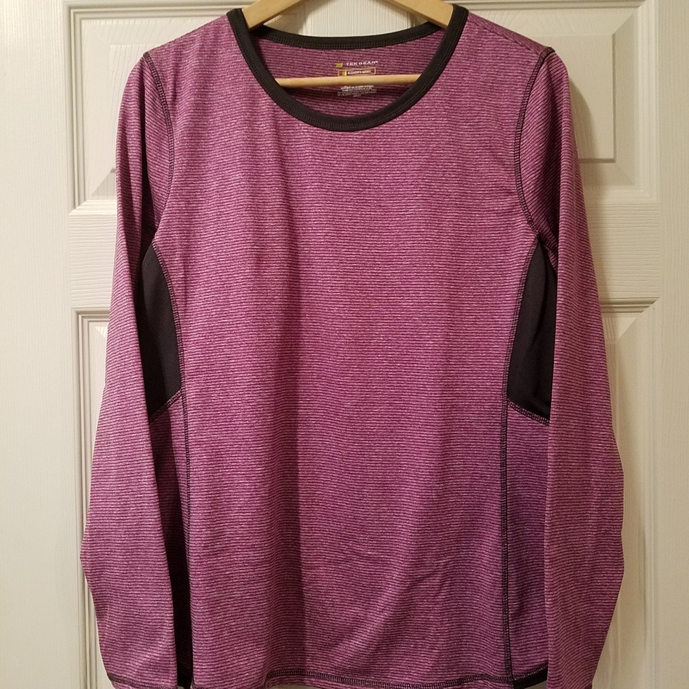 Tek Gear "Element Series" Activewear Top- XL